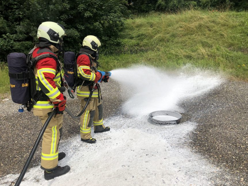 Einsatzübungen der Feuerwehr Ins vom 26.06.2021